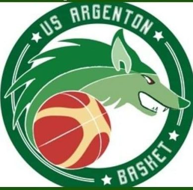 Logo de l'US Argenton Basket avec un loup et un ballon de basket.